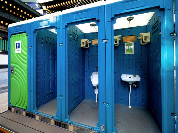 Best Portable restroom trailer rental  in Dayton, NV